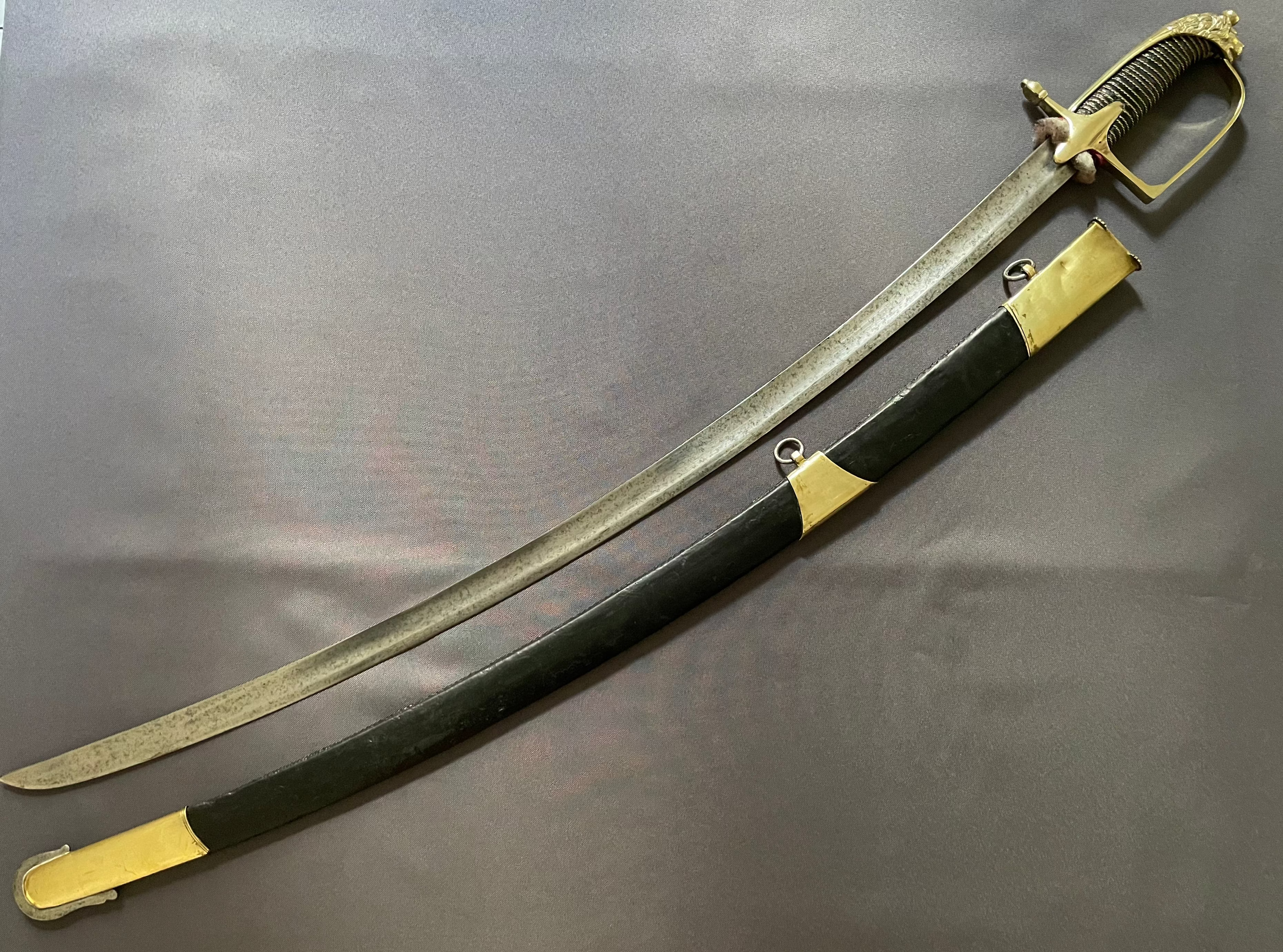 Sabre d'officier de cavalerie légère époque Révolution et Consulat